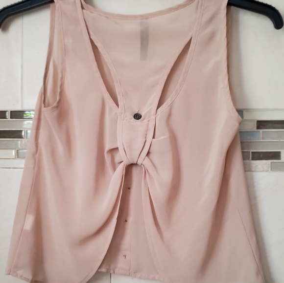 🌠Uno Corè🌠 delicate open back sheer crop top - Picture 3 of 4